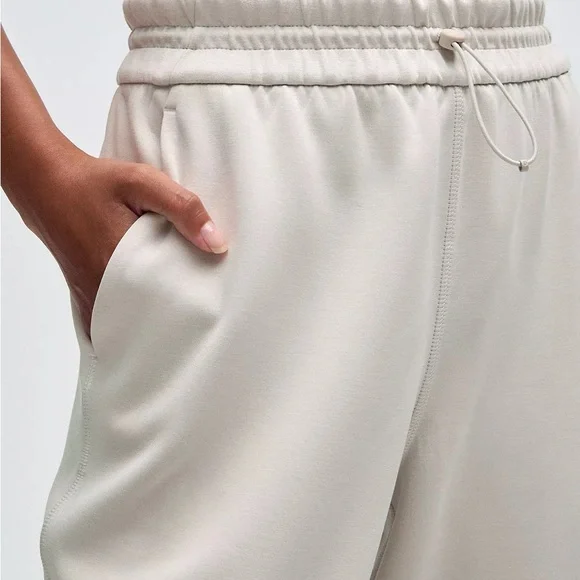 ✅SOLD✅ LuluLemon Softstreme High-Rise Breathable Pant Off White (Bone) US - Picture 5 of 11